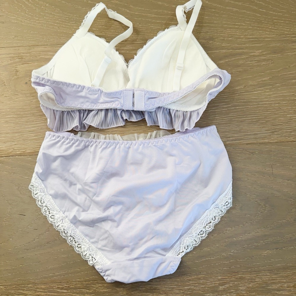 Cottagecore Coquette Victorian Renaissance Lavender Lace Bralette Panty Set S - Picture 3 of 3